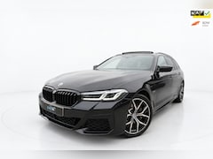 BMW 5-serie Touring - 530e M SPORT PANO LASER SFEER H&K HUD