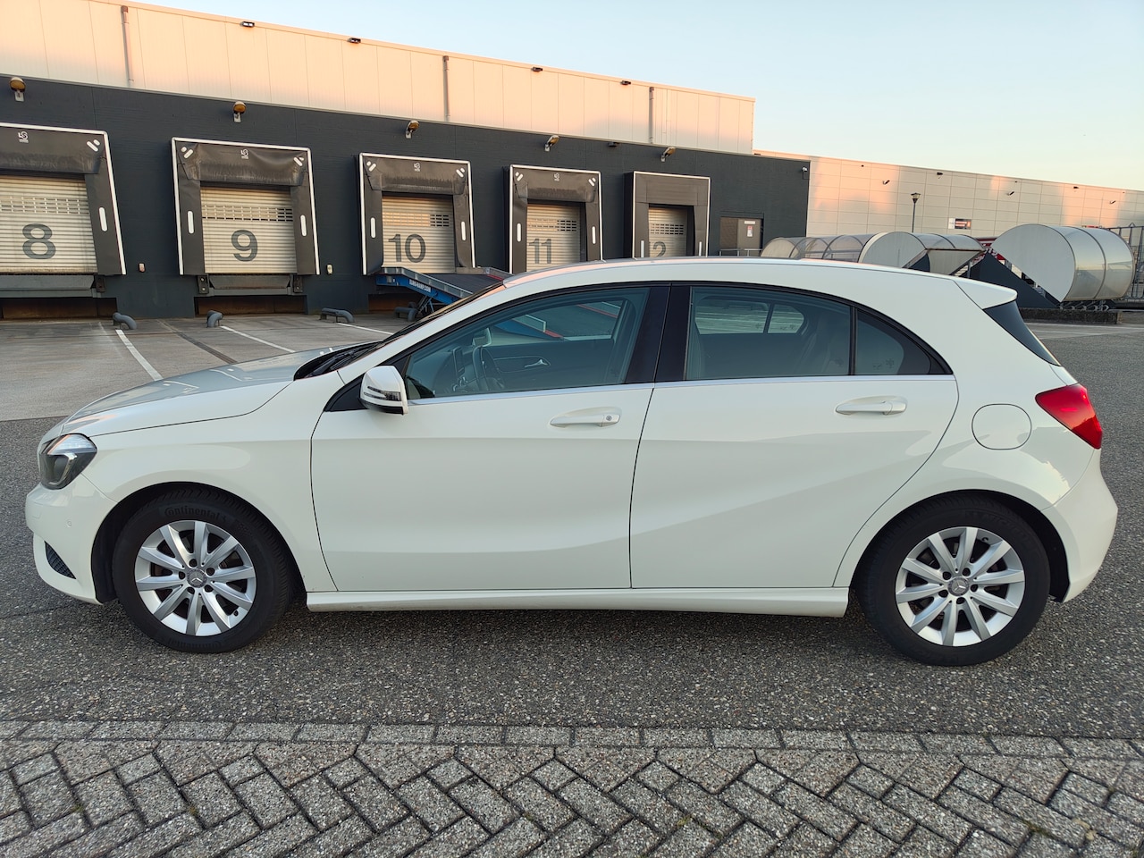 Mercedes-Benz A-klasse - 180 Ambition trekhaak, navi, NAP - AutoWereld.nl