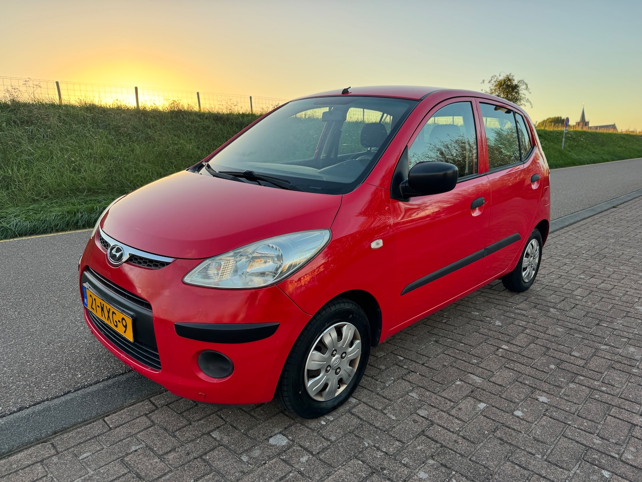 Hyundai i10 - 1.25i Active Cool Met airco en vol jaar APK - AutoWereld.nl