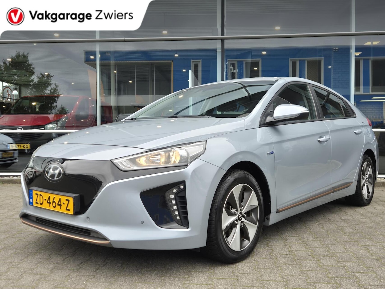 Hyundai IONIQ - Comfort EV |Camera | PDC | Android / Apple | Cruise |DAB - AutoWereld.nl