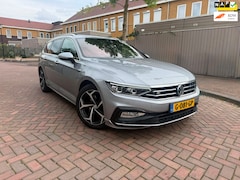 Volkswagen Passat Variant - 1.5 TSI Executive R-Line * Facelift*Voll