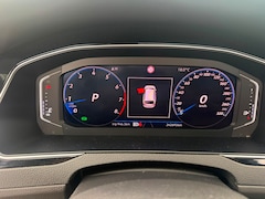 Volkswagen Passat Variant - 1.5 TSI Executive R-Line * Facelift*Voll