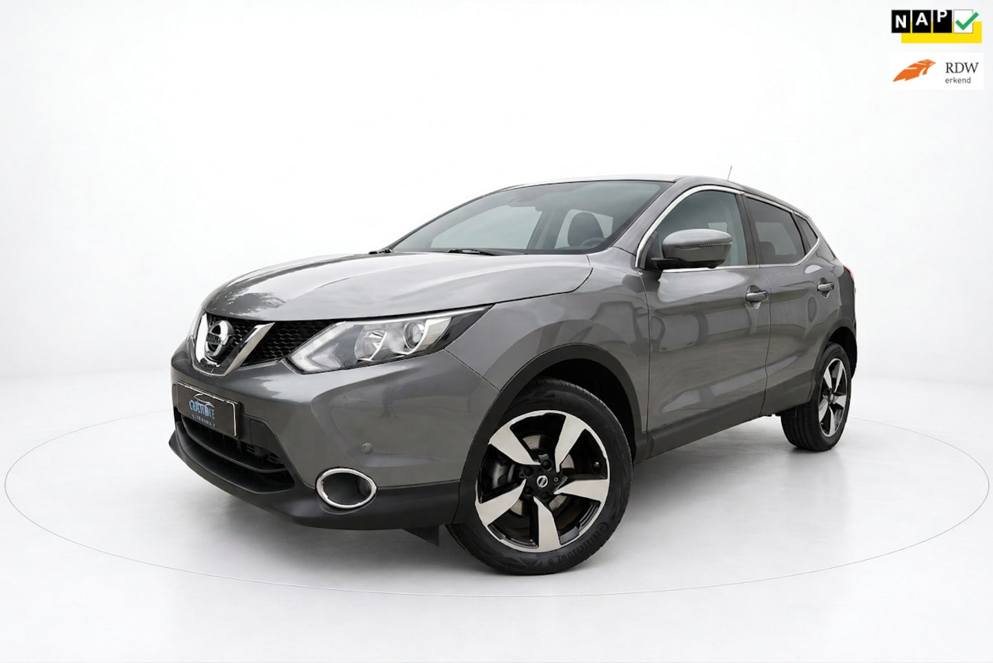 Nissan Qashqai - 1.2 N-Connecta AUTOMAAT SFEER 360 KEYLESS - AutoWereld.nl