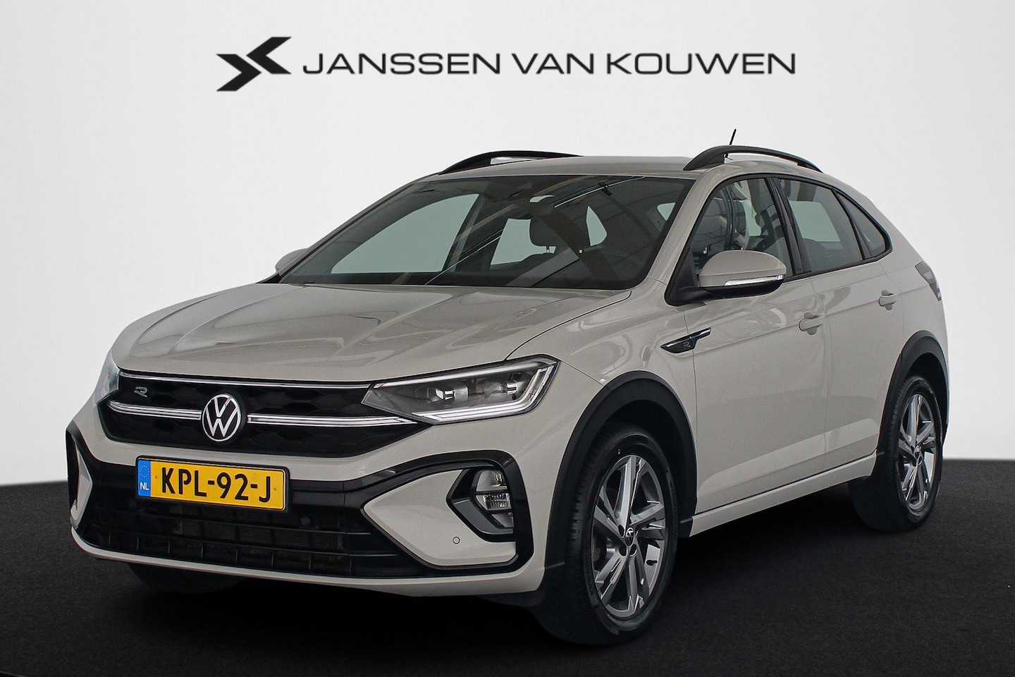 Volkswagen Taigo - 1.5 TSI R-Line Business DSG Automaat Stoelverwarming - AutoWereld.nl