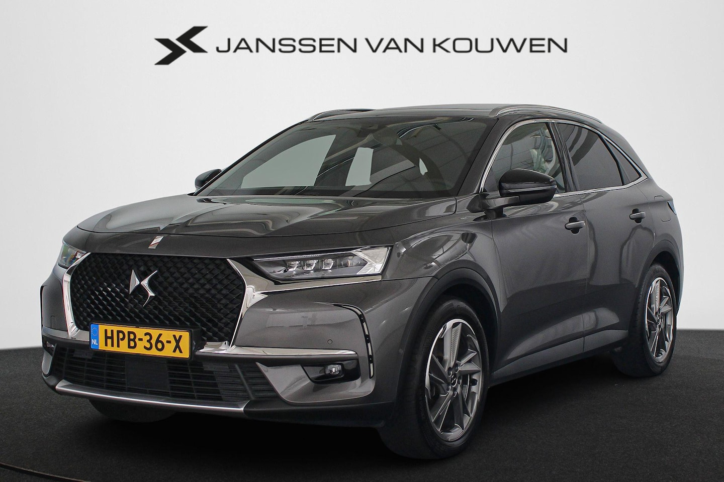 DS 7 Crossback - E-Tense Rivoli Pano Trekhaak Leder Stoelverwarming Camera - AutoWereld.nl