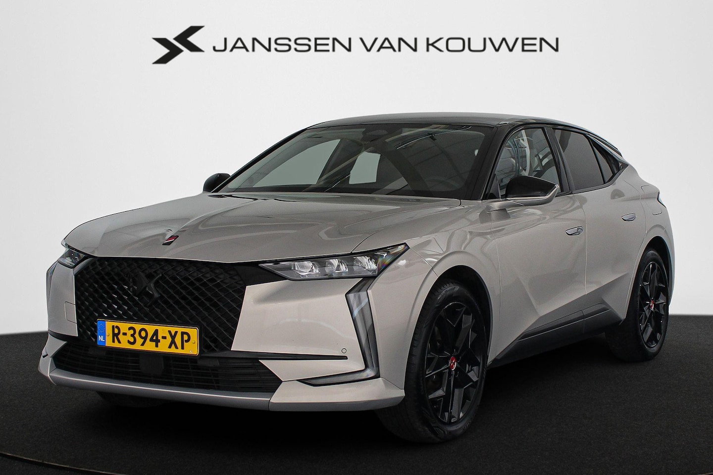 DS 4 - E-Tense Performance Line Navigatie Apple CarPlay 19" LMW - AutoWereld.nl