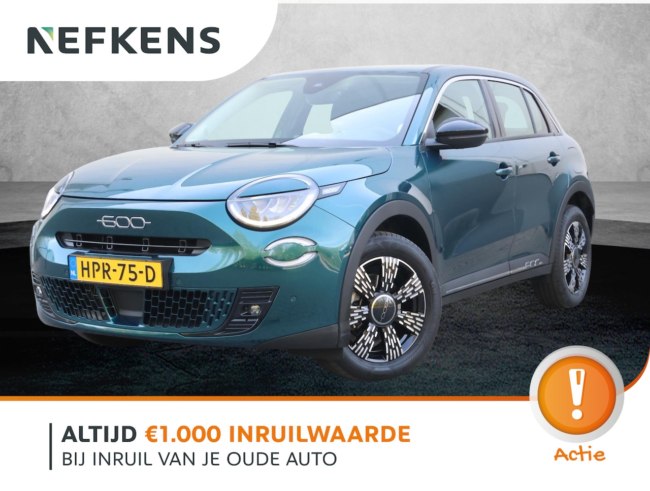 Fiat 600 - 1.2 Hybrid Urban | Navigatie | Stoelverwarming | Camera | Climate Control - AutoWereld.nl