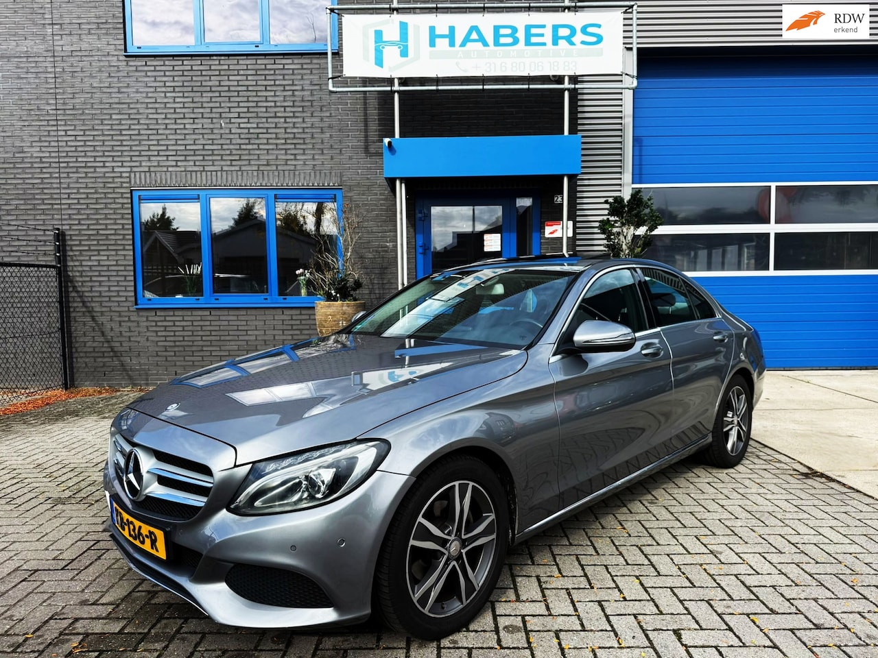 Mercedes-Benz C-klasse - 180 Prestige 156PK|Navigatie|AUT|KantelSchuifdak|Half Leder|Full Led|Sportstoelen|SfeerVL| - AutoWereld.nl