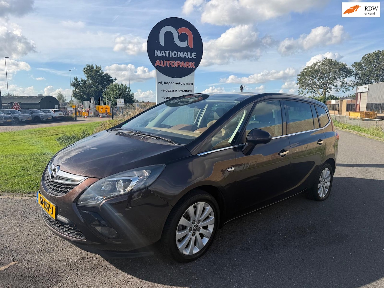 Opel Zafira Tourer - | 2013 | 2.0 CDTI Cosmo 7p. | Handgeschakeld | Export en Handel | APK - AutoWereld.nl