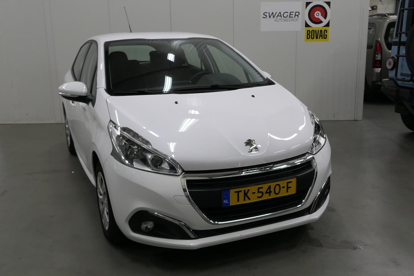 Peugeot 208 - 1.2 Puretech 82pk 5D Blue Lion (Goed onderhouden) - AutoWereld.nl