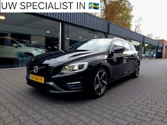 Volvo V60 - 1.5 T3 R-Design Navigatie telefoon Trekhaak Stoelverwarming Regensensor PDC Clima Electris