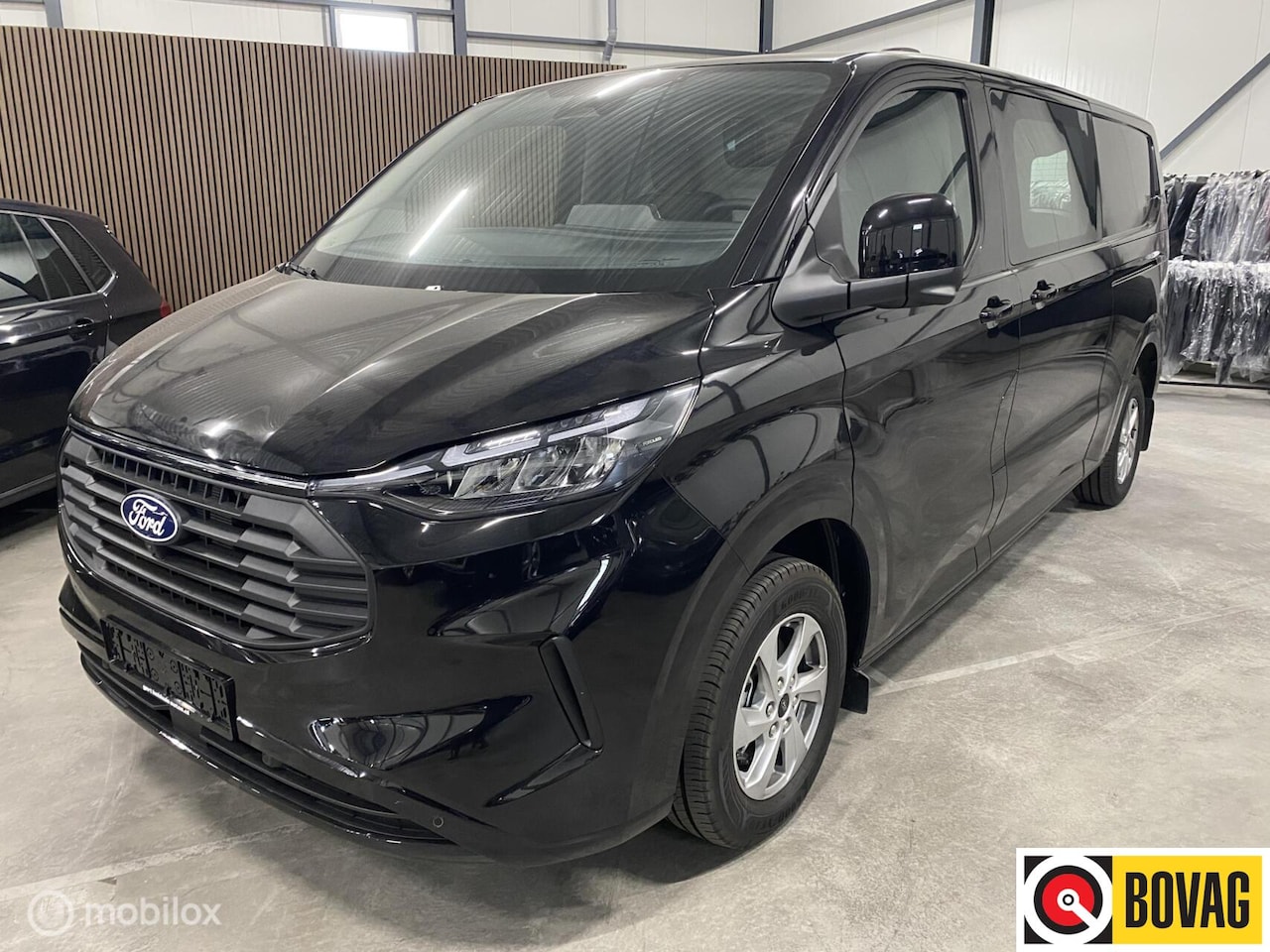 Ford Transit Custom - 320 2.0 TDCI L2H1 Limited 320 2.0 TDCI L2H1 Limited - AutoWereld.nl