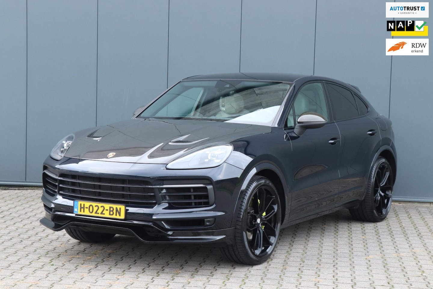Porsche Cayenne Coupé - 3.0 E-Hybrid | Sport Chrono | ACC | Bose | Sterrenhemel! - AutoWereld.nl