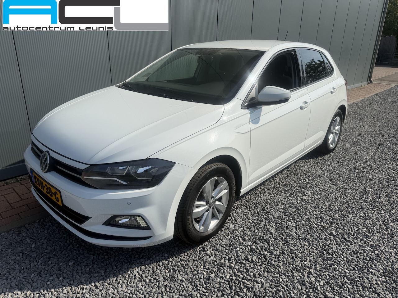 Volkswagen Polo - 1.0 TSI Comfortline Business 1.0 TSI 95pk Comfortline Business 5-drs - AutoWereld.nl