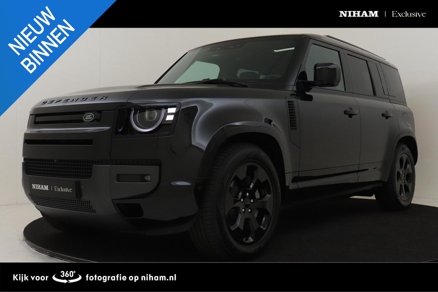 Land Rover Defender 110 - 2.0 P300e 110 X-DYNAMIC SE SANTORINI BLACK|PANO.DAK|TREKHAAK|20"|COLD CLIMATE PACK|STOELVE - AutoWereld.nl