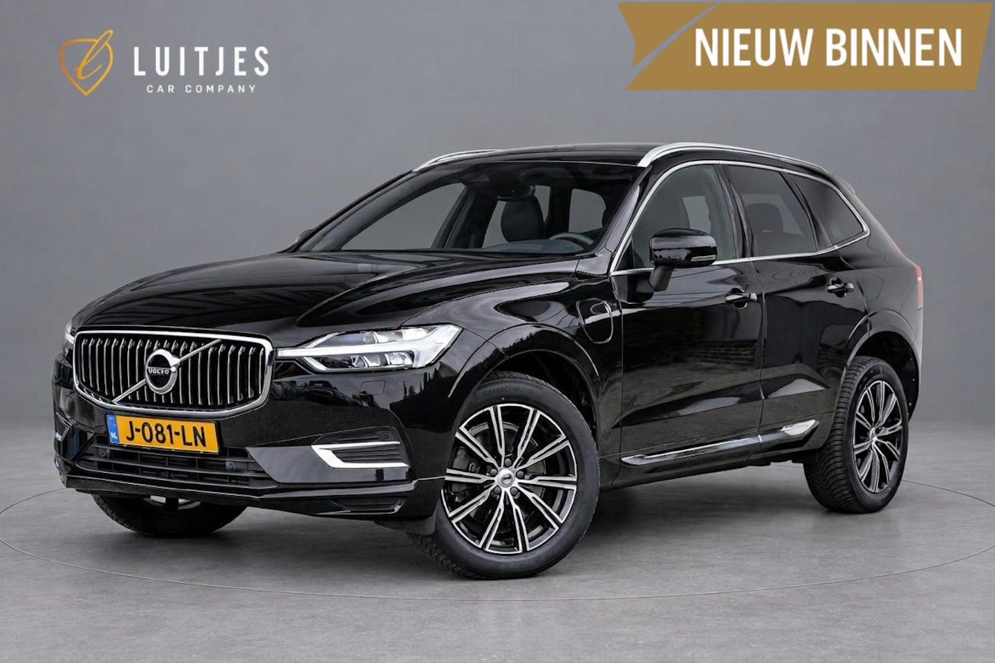 Volvo XC60 - 2.0 T8 Plug-In Hybrid AWD Inscription Pano-dak|H&K|ACC|Leder|Trekhaak|Camera|Memory|Winter - AutoWereld.nl