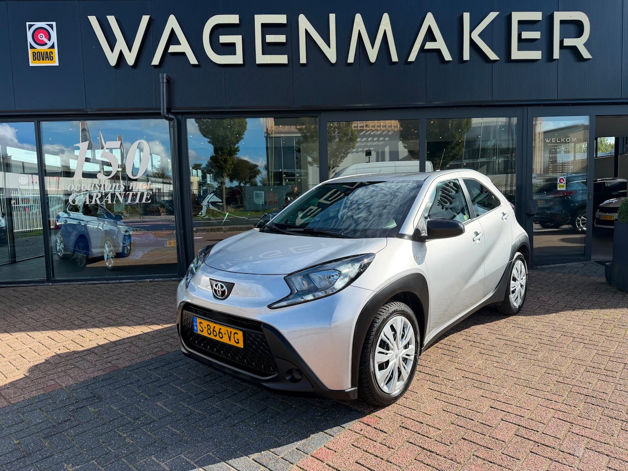 Toyota Aygo X - 1.0 VVT-i S-CVT Play AUT|CARPLAY|ACC||CAMERA - AutoWereld.nl