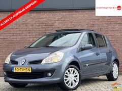 Renault Clio - 1.6-16V PRIVILEGE | NL-AUTO | DEALER OH | PANO