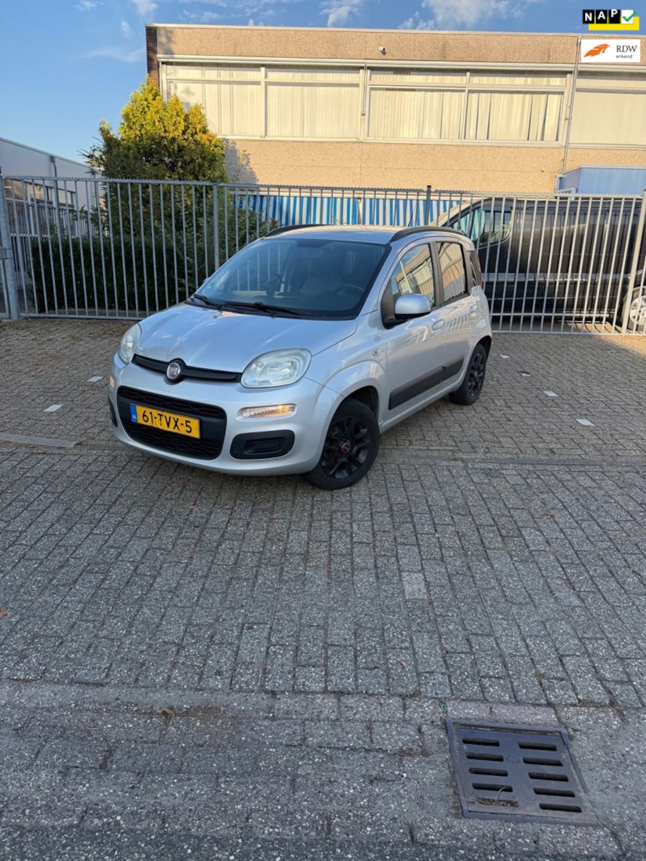 Fiat Panda - 0.9 TwinAir Lounge zeer nette auto Nap!! - AutoWereld.nl