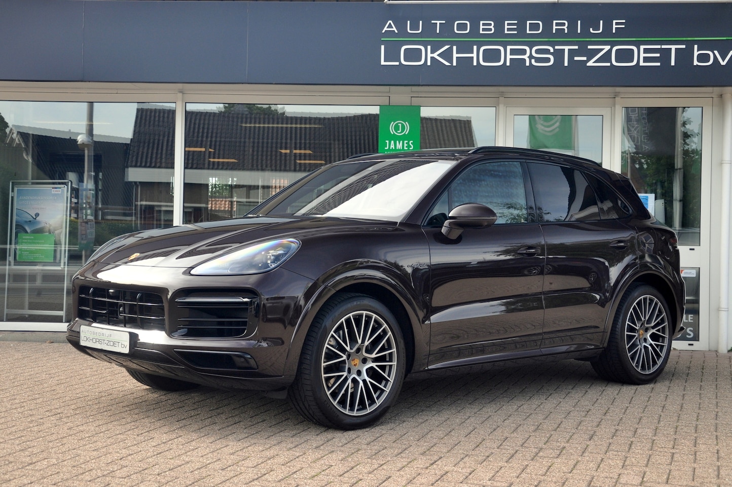 Porsche Cayenne - 3.0 E-Hybrid Platinum Edition | BTW-auto | Sport Design | Panoramadak | Bose - AutoWereld.nl