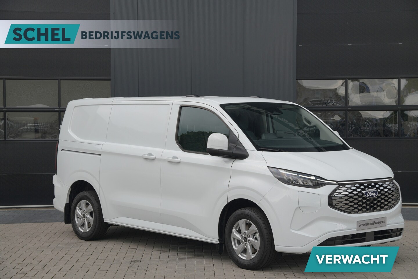 Ford Transit Custom - E-Transit 320 L1H1 Limited 71 kWh 218pk - Carplay - Camera - Stoel-stuurverwarming - Rijkl - AutoWereld.nl