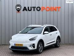 Kia e-Niro - ExecutiveLine 64 kWh warmtepomp SOH 100% OPEN DAK LEER /JBL/ CAMERA