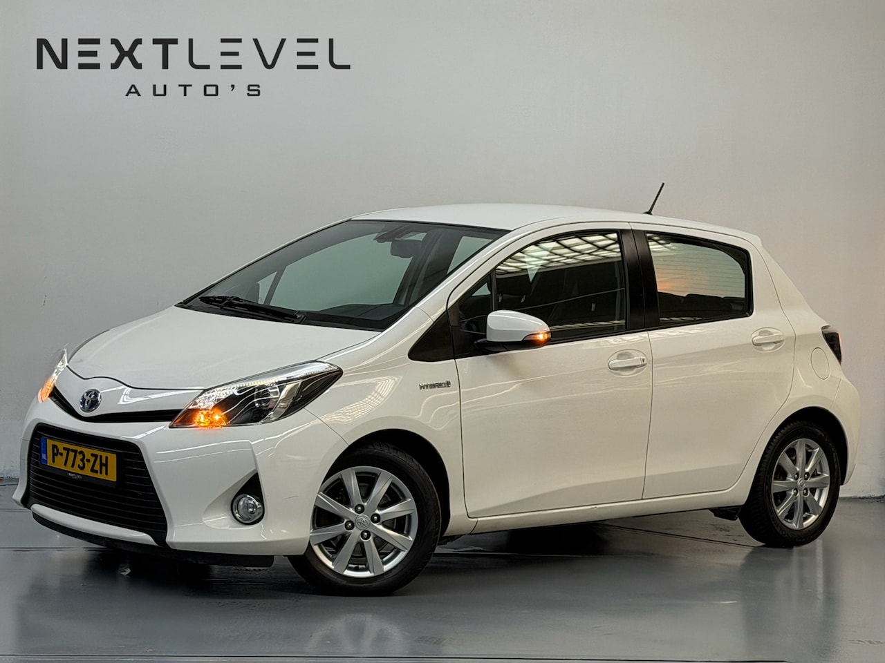 Toyota Yaris - 1.5 Full Hybrid Aspiration Camera Nieuwe APK + Beurt - AutoWereld.nl