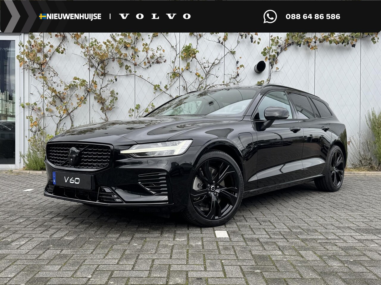 Volvo V60 - 2.0 T6 Plug-in hybrid AWD Ultra Dark | Black Edition | Adaptive Cruise Control | Head Up D - AutoWereld.nl