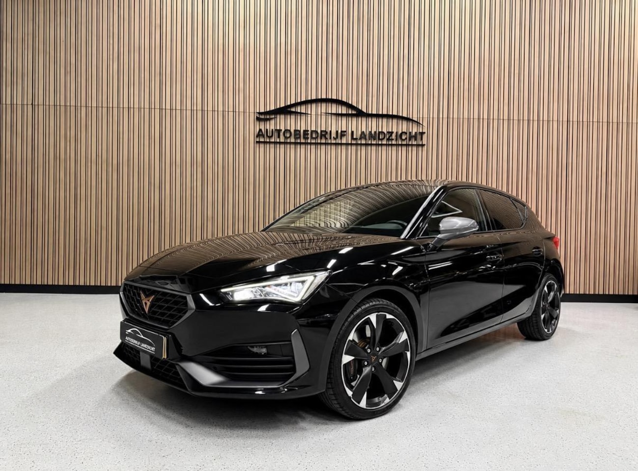 CUPRA Leon - 1.5 eTSI LED | NAVI | CRUISE | PDC| CARPLAY - AutoWereld.nl