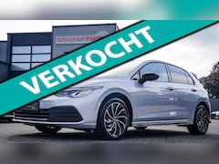 Volkswagen Golf - 1.5 TSI Sport | R-line Difuser | Sport uitlaat met kleppensysteem | Navigatie | Lane Assis