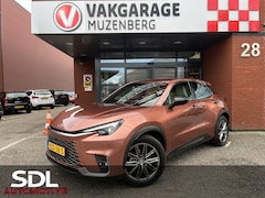 Lexus LBX - 1.5 Elegant 2WD // ADAPT. CRUISE // KEYLESS // LEDER // DODEHOEK // CAMERA+SENSOREN // STU