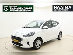 Hyundai i10 - 1.0 Premium | Camera | Parkeersensoren | Climate control | Weinig kilometers | Cruise cont