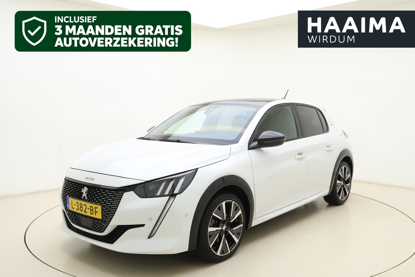 Peugeot 208 - 1.2T 100pk GT | Afneembare Trekhaak | Achteruitrijcamera | Panoramadak | Cruise control | - AutoWereld.nl
