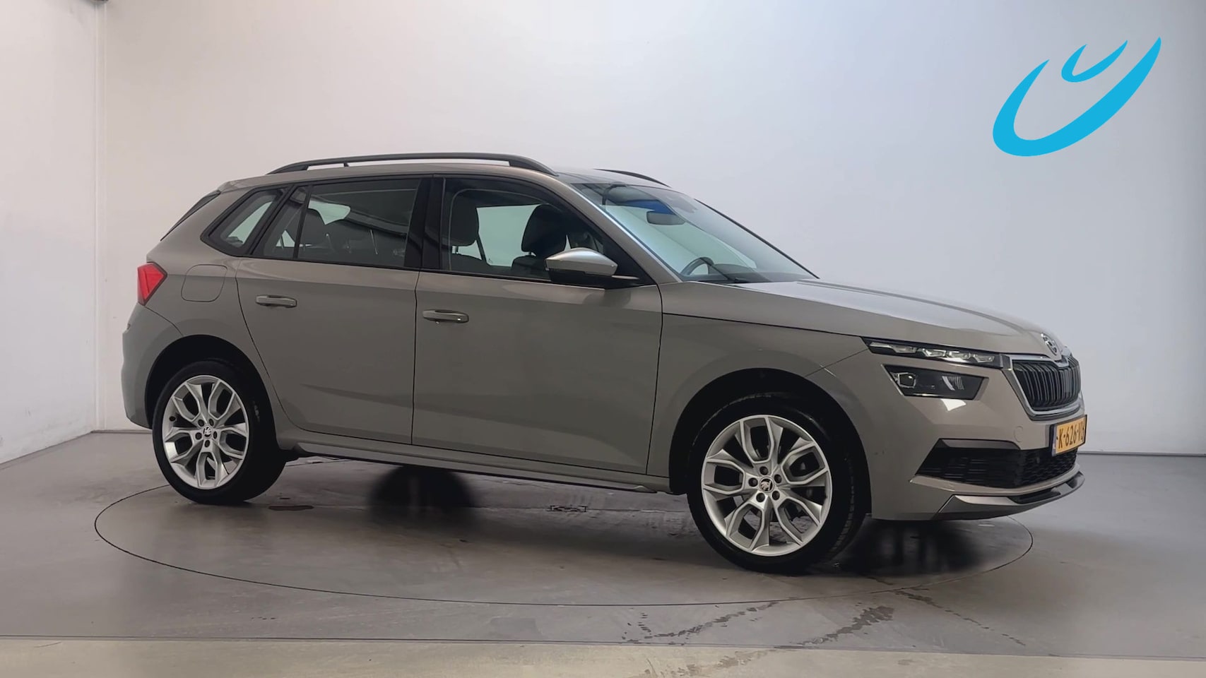 Skoda Kamiq - 1.0 TSI 110pk DSG Business Edition Stoelverwarming Trekhaak Virtual Cockpit - AutoWereld.nl
