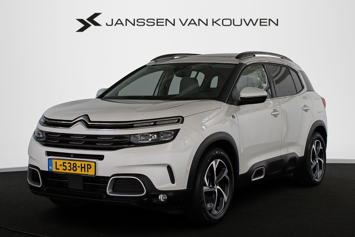 Citroën C5 Aircross - 1.6 Plug-in Hybrid 225 Shine Pano Trekhaak Stoelverwarming - AutoWereld.nl