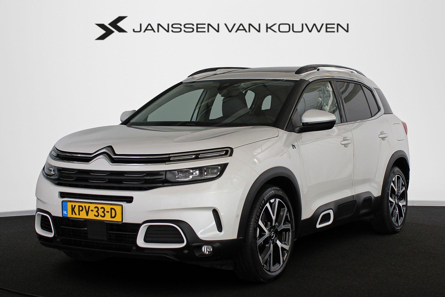 Citroën C5 Aircross - 1.6 Plug-in Hybrid 225 Shine Pano Leder Stoelverwarming Massage Camera - AutoWereld.nl