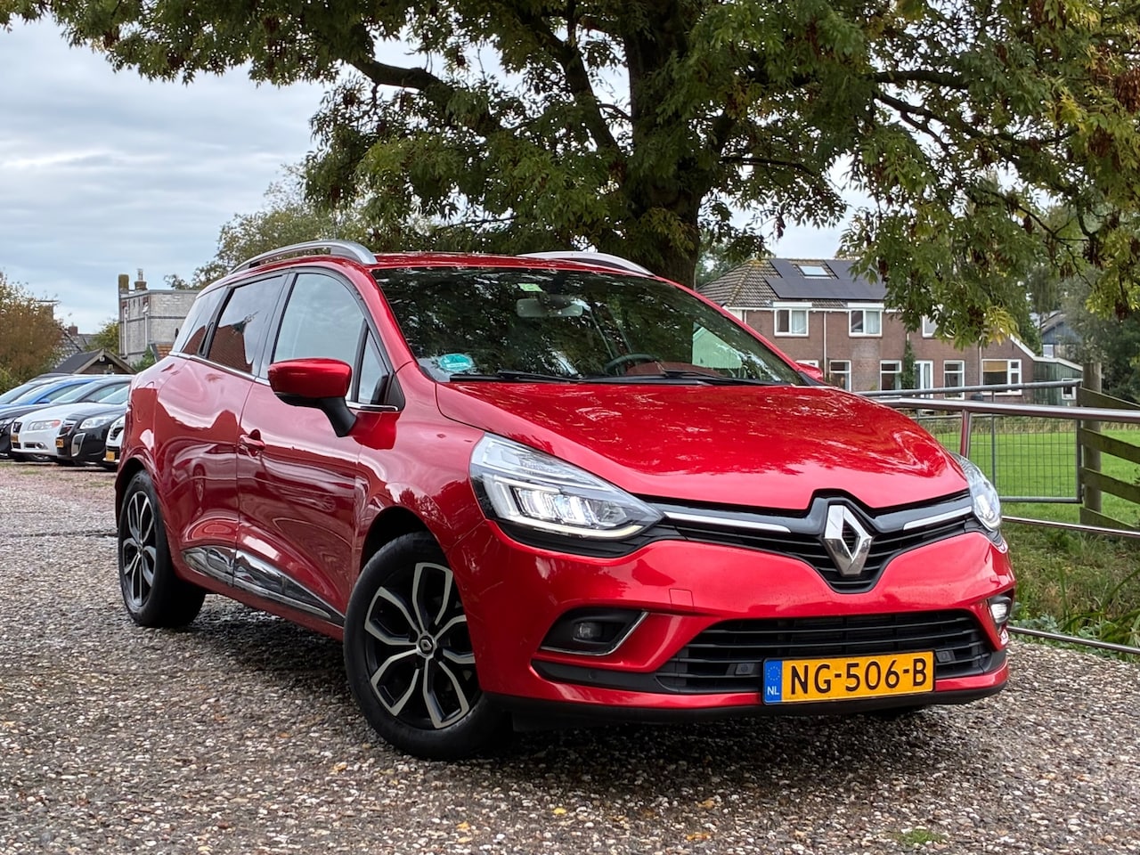 Renault Clio Estate - 1.2 TCe Intens | Half leder + Cruise + Clima nu € 5.975,-!!! - AutoWereld.nl