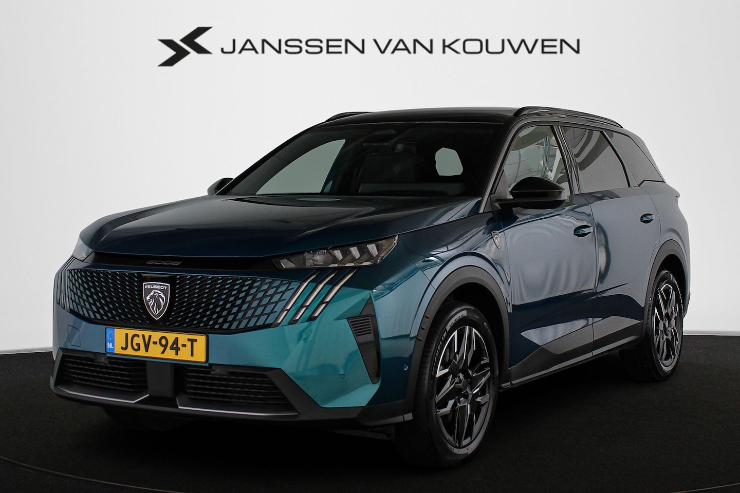 Peugeot 5008 - 1.2 Hybrid 145 GT 7p Stoelverwarming 360-Camera Keyless Apple CarPlay - AutoWereld.nl