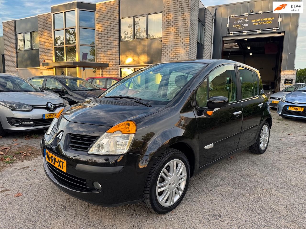 Renault Modus - 1.6-16V Initiale Automaat Leder Clima - AutoWereld.nl