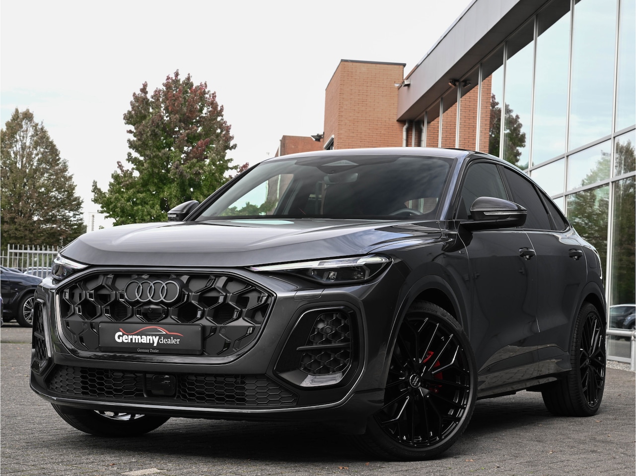 Audi Q5 Sportback - 55 TFSI e-hybrid 367PK Quattro S edition Competition Luchtvering Pano Carbon Trekhaak B&O - AutoWereld.nl