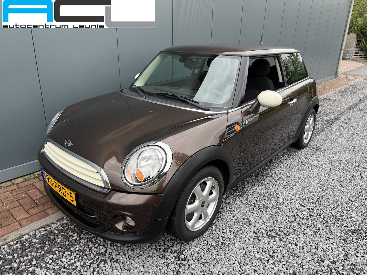 MINI 3-Deurs - 1.6i 98pk One Business Line 3-drs - AutoWereld.nl