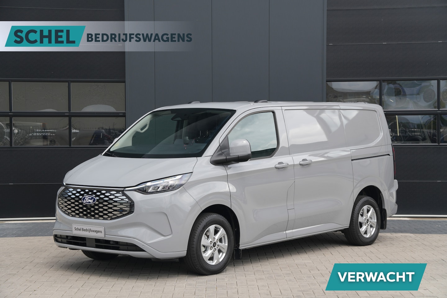 Ford Transit Custom - E-Transit 320 L1H1 Limited 71 kWh 218pk - 2x Schuifdeur - Trekhaak - ProPower - Camera - C - AutoWereld.nl