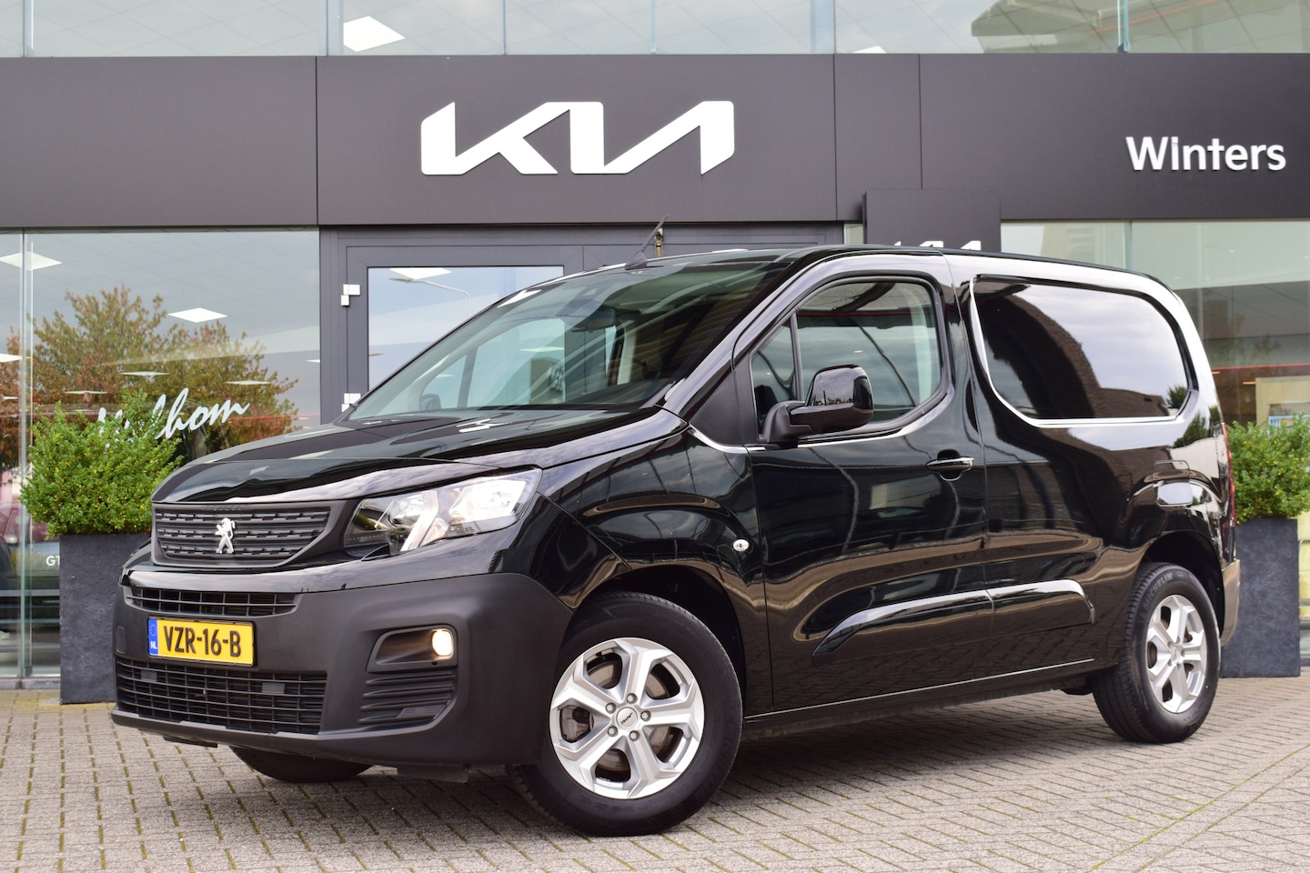 Peugeot e-Partner - 136 50 kWh | Snelladen | SOH 98% Airco | Cr.Conrol | Bluetooth | Parkeersensoren | LM Velg - AutoWereld.nl