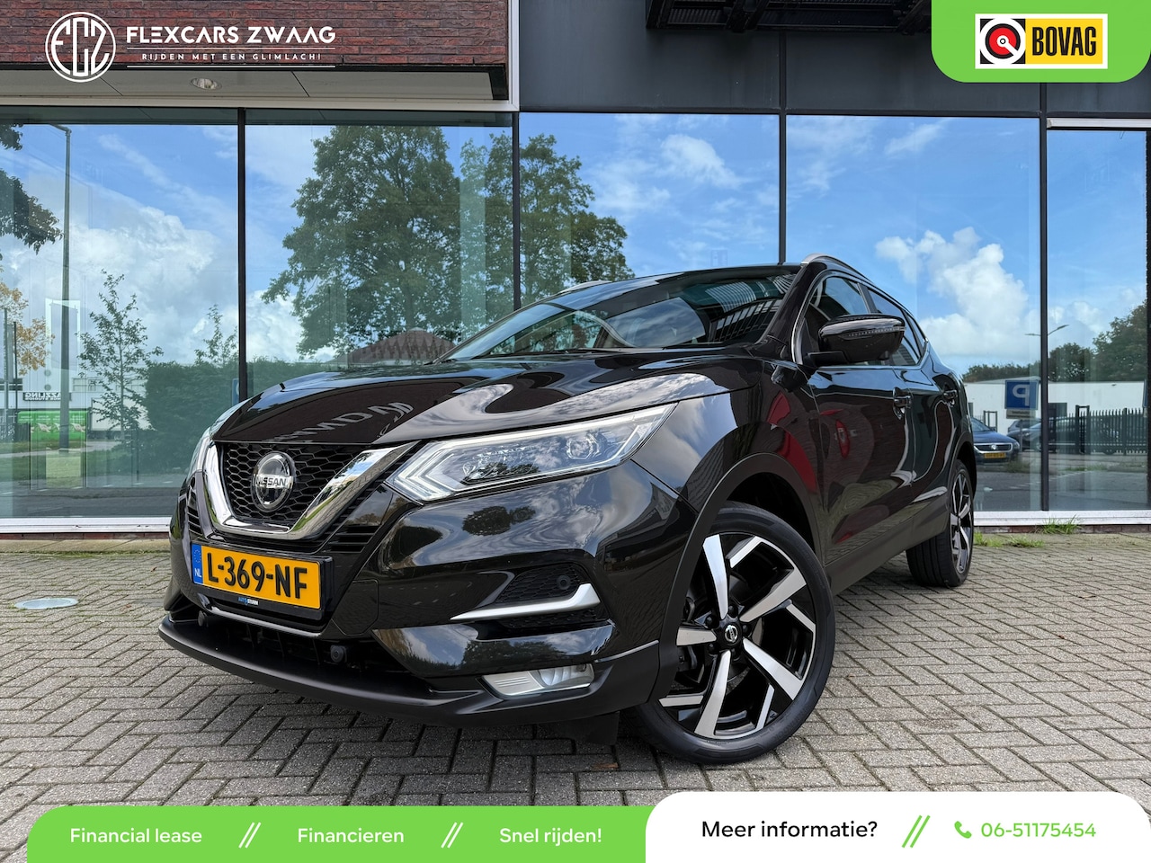 Nissan Qashqai - 1.3 DIG-T Premium Edition - Panodak - Leder - Navi - Trekhaak - Org.NL - AutoWereld.nl