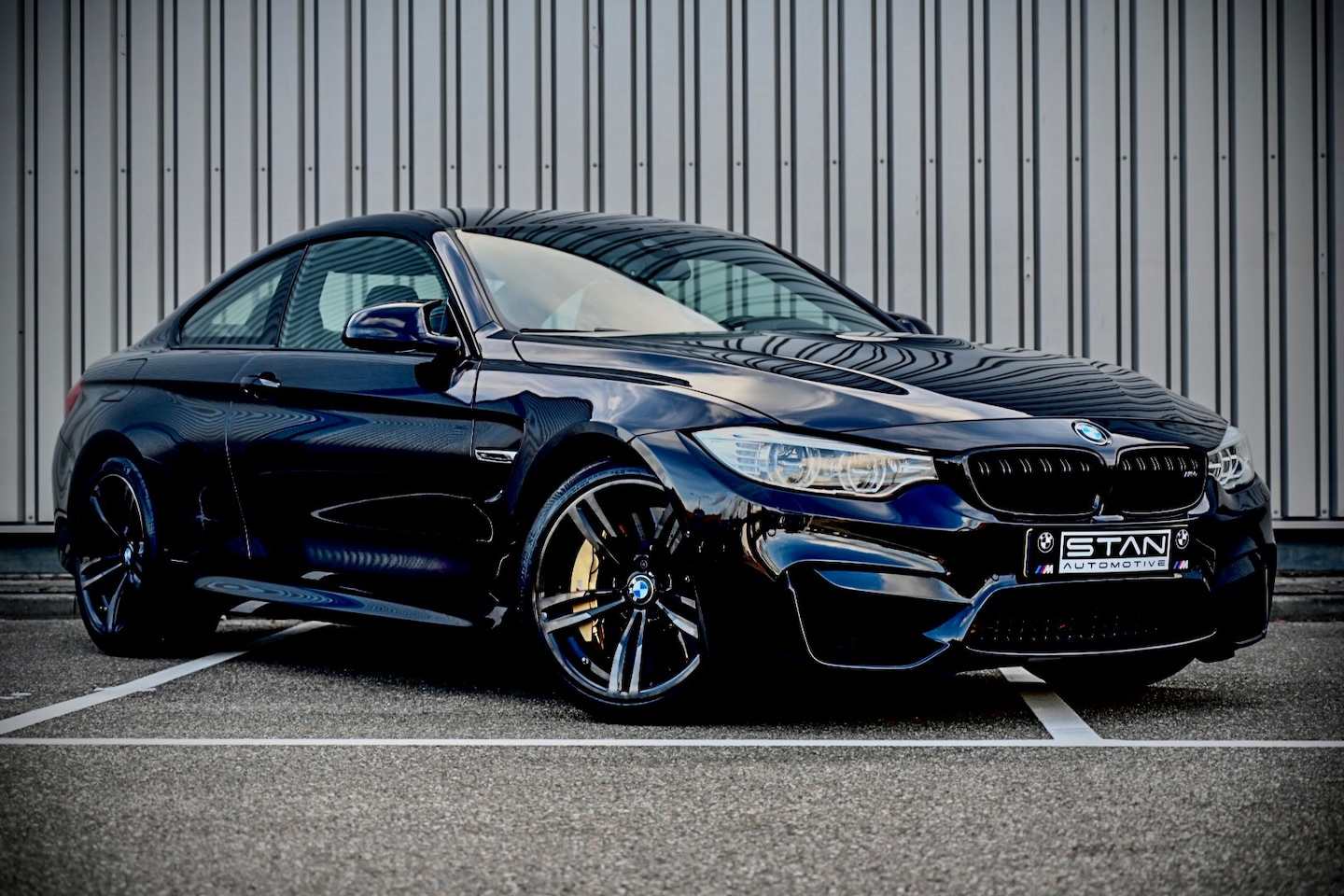 BMW 4-serie Coupé - BMW M4 | Dealer onderhouden | 100% origineel | 2e eigenaar | Vol opties - AutoWereld.nl