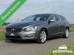 Volvo V60 - 2.0 T3 Nordic+ TREKHAAK|XENON|STANDKACHEL|DEALERONDERHOUDEN