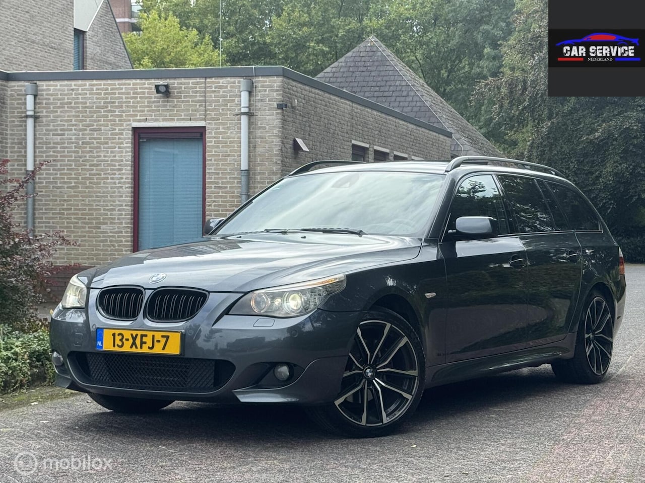 BMW 5-serie Touring - 530xi High Executive|HUD|PANO|STLVW|APK| - AutoWereld.nl