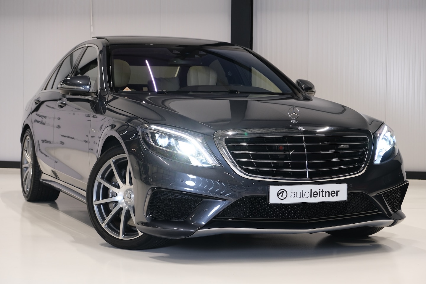 Mercedes-Benz S-klasse - 63 AMG S63 AMG Designo W222 origineel 75.577 km - AutoWereld.nl