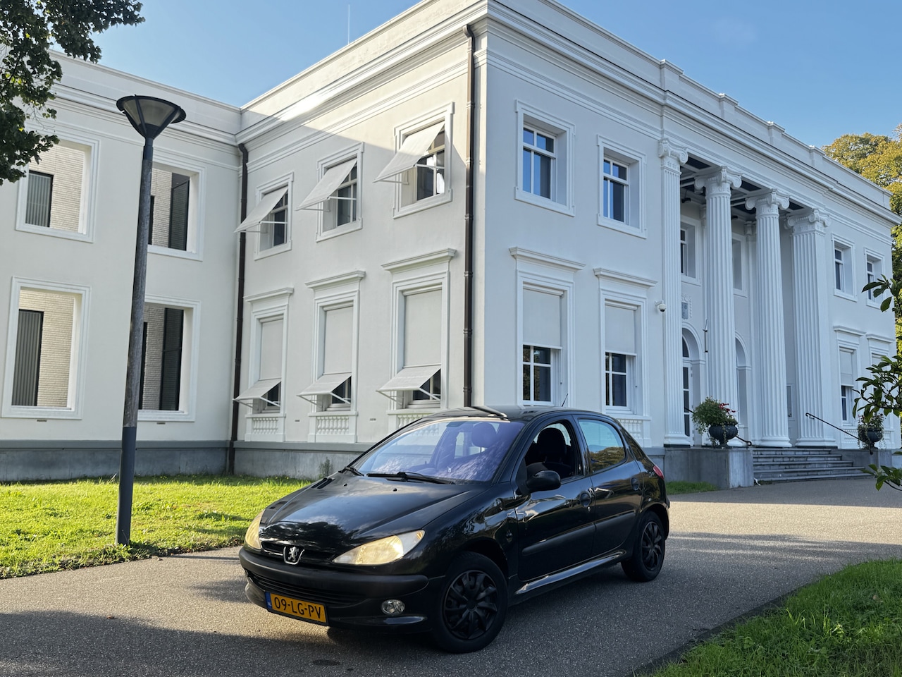 Peugeot 206 - 1.4 5 DEURS "GENTRY" PANORAMADAK - AutoWereld.nl