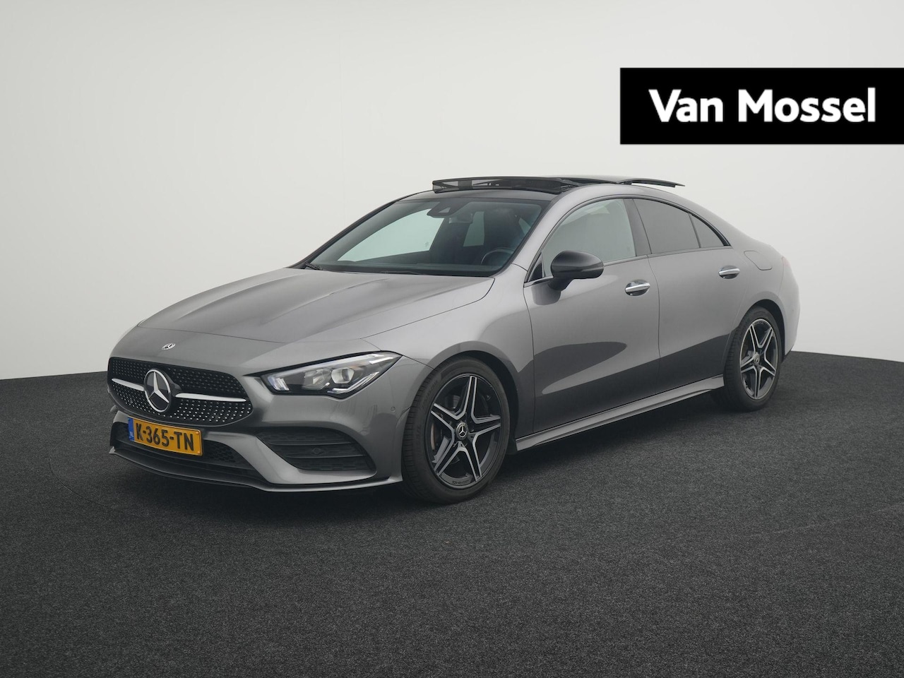 Mercedes-Benz CLA-Klasse - 180 Business Solution AMG | AUTOMAAT | PANORAMADAK | AMG PAKKET | VIRTUEEL | NAVIGATIE | 1 - AutoWereld.nl